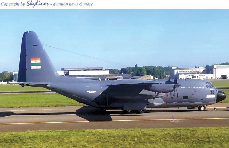 Lockheed C-130 Hercules [65-0985 / 5U-MTU]