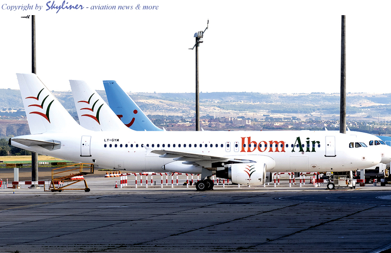 Airbus A320-200 [LY-GYM (+ LY-FAS]
