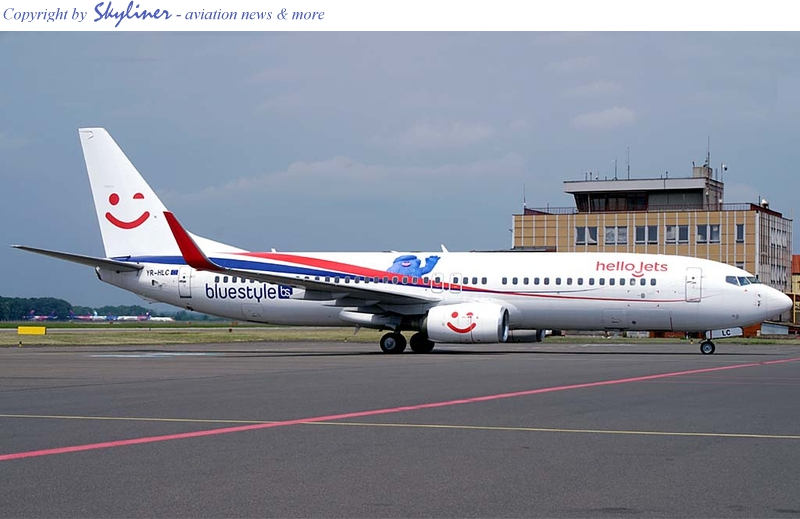 Boeing 737-800 [YR-HLC]