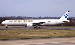 Boeing 777-300 [9H-JJB]