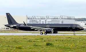 Airbus A321 [D-AZAT / G-XATW]