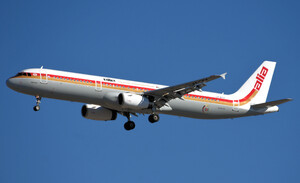 Airbus A321-200 [JY-AYV]