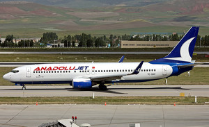 Boeing 737-800 [TC-SNV]