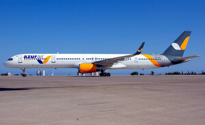 Boeing 757-300 [UR-AZO]