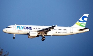 Airbus A320-200 [XU-727]