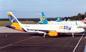 Airbus A320-200 [YR-SKY]